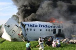تحطم طائرة أندونيسية على متنها 27 شخصا في عرض البحر