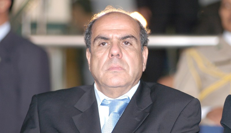 روراوة يتحدى الحكومة ويهدد الصحافة بطريحة الكلاب