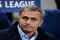 إقالة المدرب البرتغالي جوزيه مورينيو من منصبه