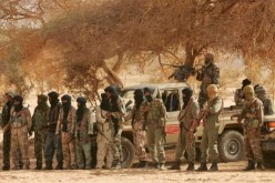 الخارجية الفرنسية تؤكد مقتل الصحافيين الفرنسيين اللذين اختطفا في كيدال بمالي