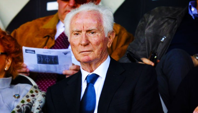 حداد بالملاعب الإيطالية بعد وفاة “مدرب الليالي السحرية”