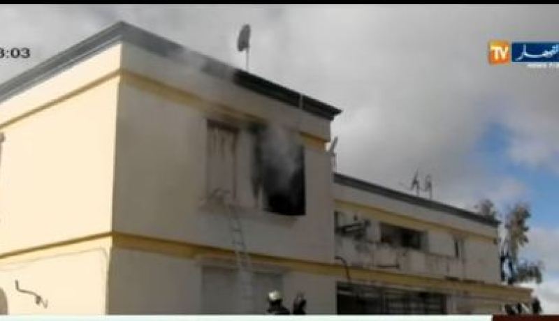 نشوب حريق داخل قباضة لبريد الجزائر ببرج بوعريريج