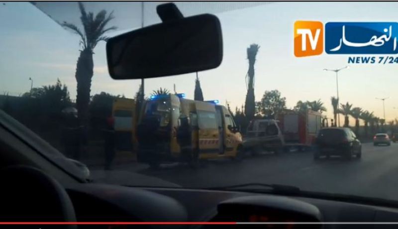 بالفيديو حادث مرور خطير يغلق طريق زرالدة وبن عكنون
