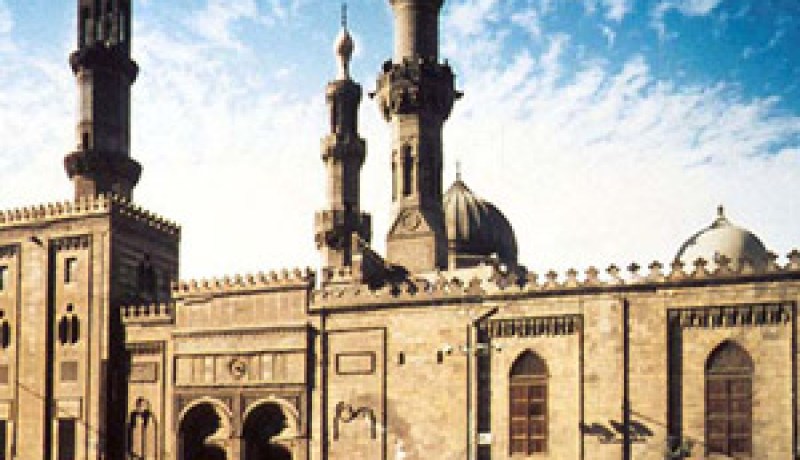 رغم المعارضة، اعتبره الأزهر غير متناقض و تعاليم الدين الإسلامي : مجلس الشورى المصري يجيز للأمهات العازبات نسب أبنائهن لهن