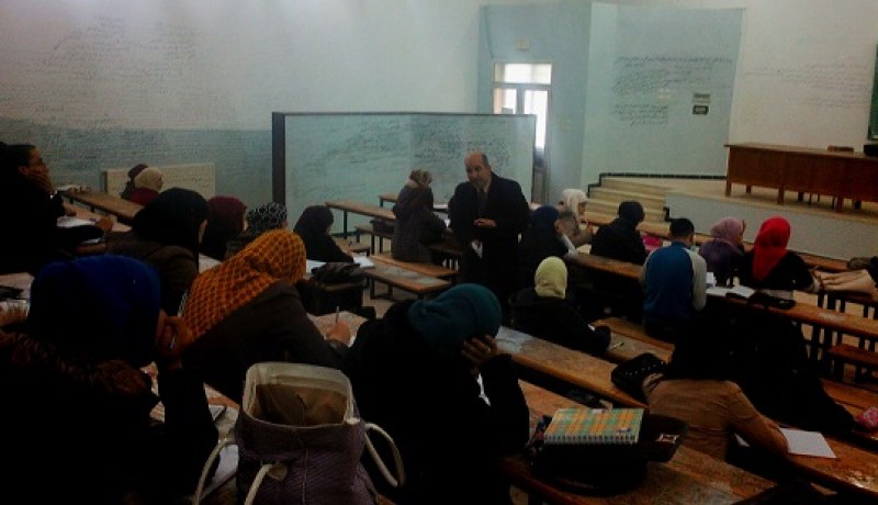 من هذه الزاوية أتطلع إلى مستقبل الطالب الجامعي