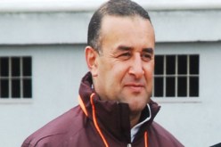 ‮‬الجنـــــــــرال طبـــــيـــــب في‮ ‬صفة مدرب ‬اتركوه‮ ‬يعمل سيقودكم إلى الإنتصارات‬