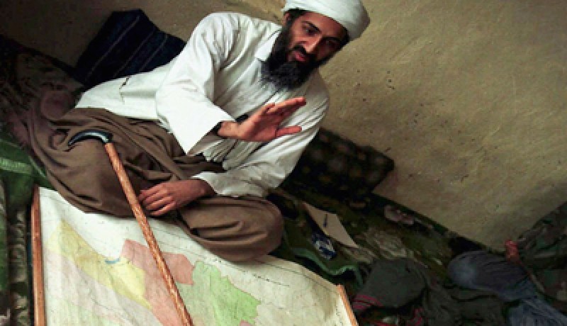 نعم التقيت بن لادن والملاّ عمر عدّة مرات