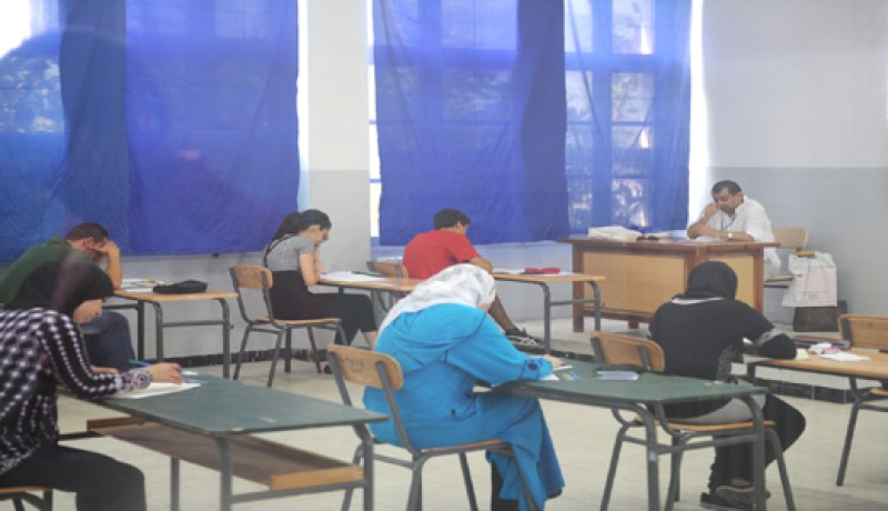 موضوع اللغة العربية لشعبة الآداب لم يدرس في البرنامج