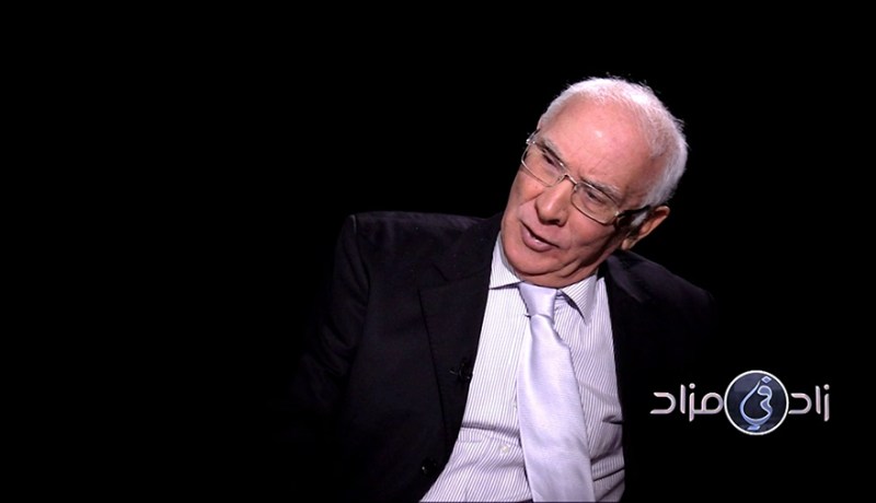 عز الدين بوكردوس.. أول رئيس لإيران بعد الثورة كان يتنقل بجواز سفر جزائري