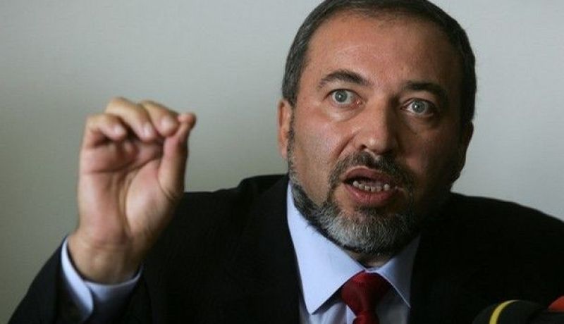 ليبرمان يؤكد بأنه باق في الائتلاف الحكومي في إسرائيل