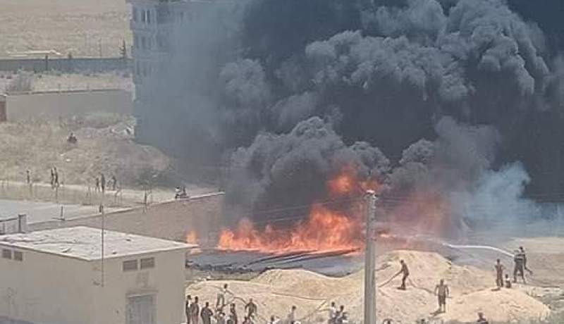 أم البواقي: حريق في أنابيب بلاستيكية خاصة بشبكة المياه بعين البيضاء