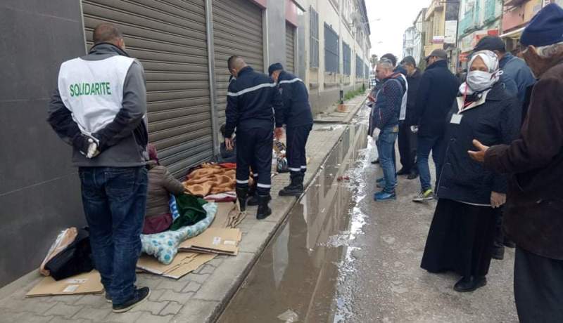 بالصور.. مديرية النشاط الاجتماعي بعنابة تنظم حملة لجمع الأشخاص دون مأوى
