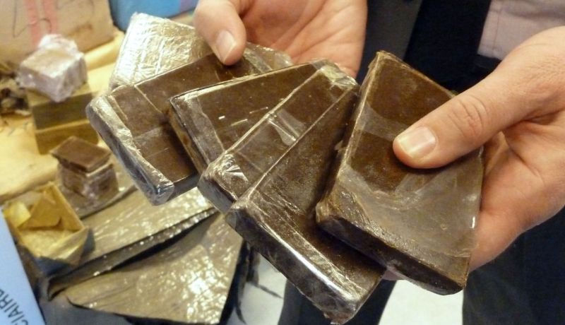 ضبط 25 كلغ كيف معالج مخبأة داخل سيارة بسيدي معروف في وهران