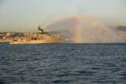 رسو السفينة الحربية كاسحة الألغام بالجزائر