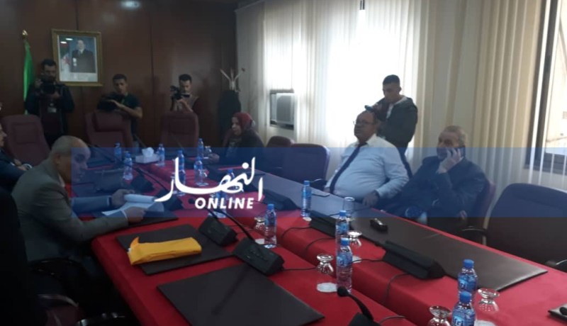 اللجنة القانونية.. الأغلبية المطلقة تصوت لصالح إثبات حالة شغور منصب رئيس البرلمان