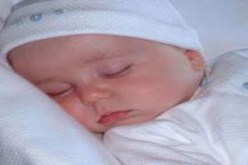 امرأة تنجب طفلتها في المنزل بسبب الجليد سمتها بياض الثلج في كرواتيا