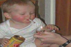 أسوأ أم في العالم تقدّم لطفلها السجائر والكحول في  السويد