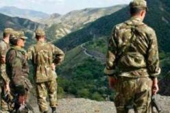 الإرهابي المدعو “أبو أيمن ثابت” يسلم نفسه رفقة ثلاث عائلات مكونة من 12 فردا