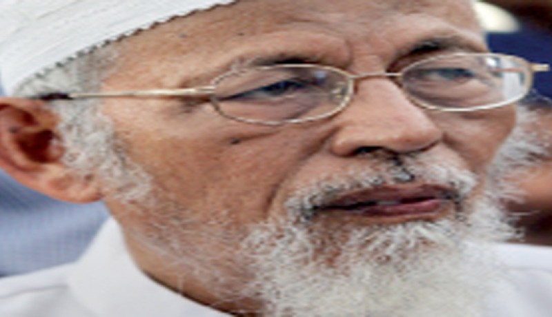 زعيم إسلامي اندونيسي يدعو إلى محاربة امريكا وتدميرها