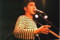 بعد فضيحته العام الماضي بسوسة: ماذا يخفي بعزيز في مهرجان الضحك بتونس؟!