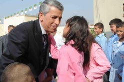 بابا أحمد :مشكل اكتظاظ الأقسام متحكم فيه