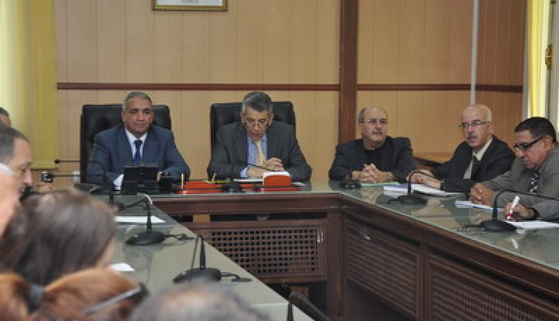 احداث تكنولوجيا علئ قطاع التربية