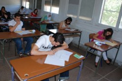 المترشحون يدعون الوزير بن بوزيد إلى إنصافهم في امتحان مادة الإنجليزية ويتوقعون نسبة نجاح تفوق 50 بالمائة