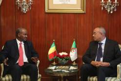 بدوي يعرض التجربة الجزائرية في مجال المصالحة الوطنية على الماليين