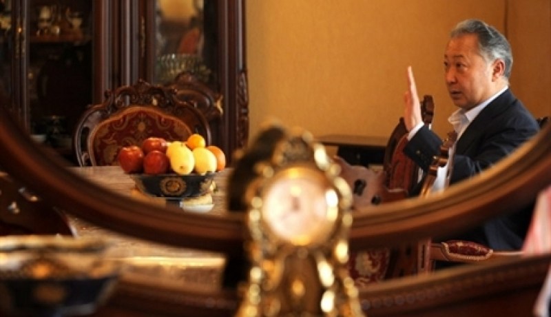 الرئيس القرعيزي يعلن موافقته على التفاوض مع الحكومة المؤقتة