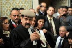 فرنسا تعرض منح جنسيتها على ابنتي القيادي التونسي الراحل شكري بلعيد