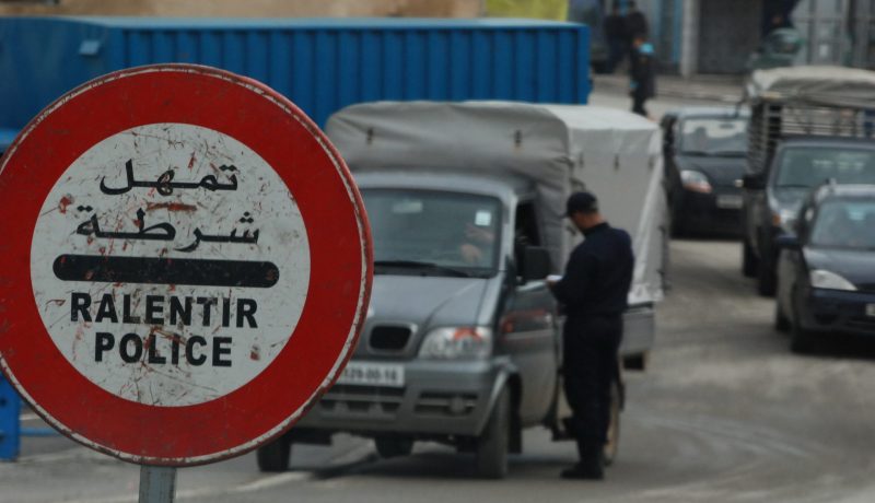 تفتيـش مفاجئ للحواجز الأمنية لمحاربة الحقرة