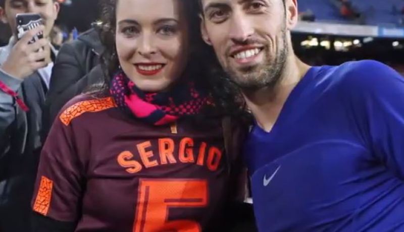 بالفيديو.. مُشجعة تبكي بحُرقة بعد رؤية نجوم “البارصا” في الكامب نو