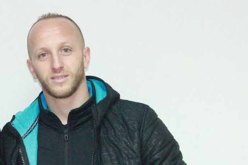 بن حسين زكرياء لاعب اتحاد الحراش يقاضي إتحاد بلعباس بسبب 200 مليون!