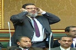 برلماني مصري يأذن للصلاة أثناء الجلسة