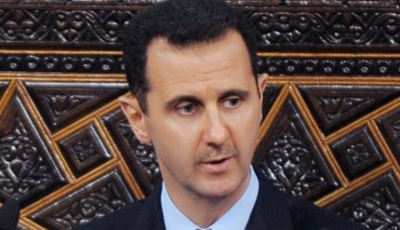 الأسد مستعد للخروج من سوريا مع 142 شخصا