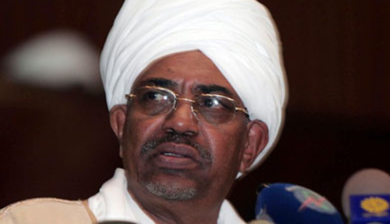 عمر البشير توقيع اتفاق الدوحة يعتبر خطوة هامة لإنهاء الصراع في دارفور