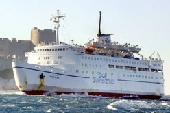 1400 جزائري يعيشون الجحيم في باخرة طارق بن زياد بعد بلاغ كاذب عن وجود قنبلة