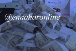 دهان يقود عصابة مختصة في تزوير الدينار داخل منزل قصديري في بوفاريك