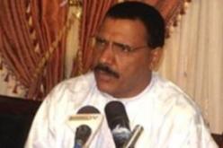 بازوم يبرز التعاون “الفعال” بين الجزائر والنيجر في المجال العسكري