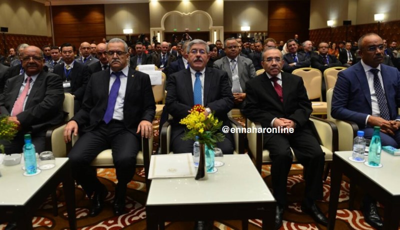 أويحيى يشرف على حفل إطلاق القمر الصناعي “ألكوم سات1”