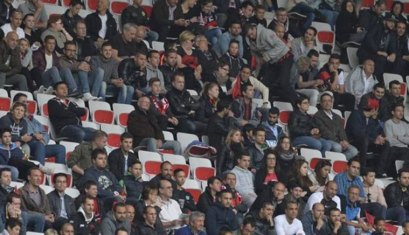 السلطات الامنية الايطالية تثأر و ترفض قدوم انصار نيس الى نابولي