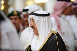 أمير الكويت يقبل استقالة الحكومة