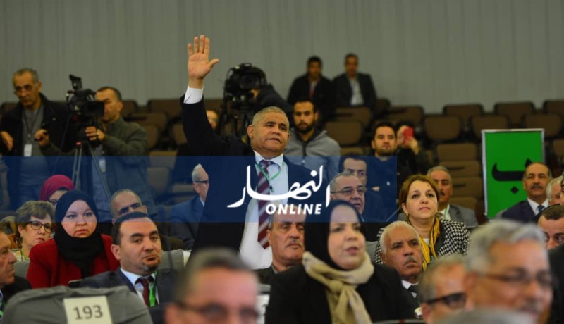 سعداوي: “أطالب باستقالة بن صالح إحتراما لمطالب الشعب”