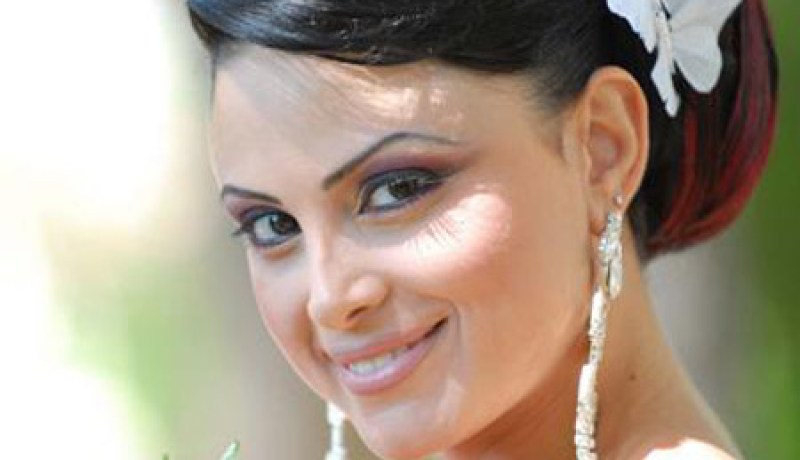 خمسة أشياء تحتاجها بشرتك يوميا في الصيف