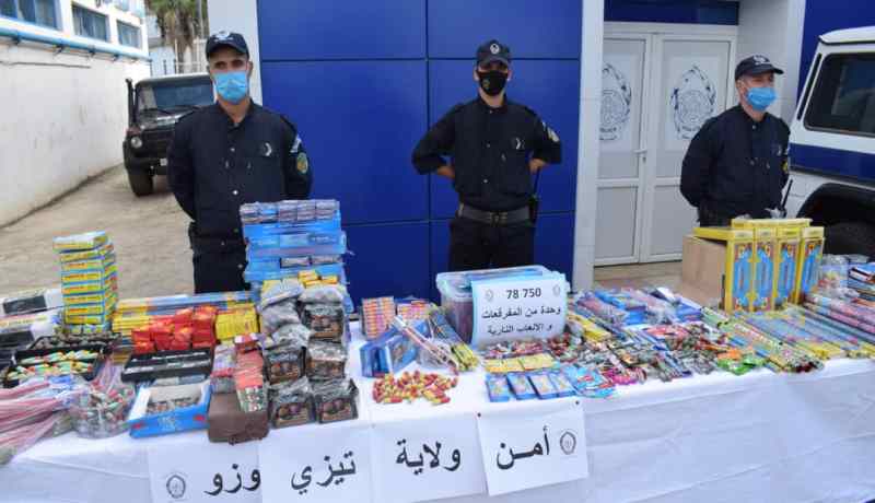 تيزي وزو: حجز قرابة 79 ألف وحدة من المفرقعات والألعاب النارية