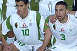 استعدادا لمواجهة السنغال المصيرية …حمداني وبلحاج يعودان رسميا للمنتخب الوطني