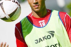 ‮‬تونس ركضت ورائي‮ ‬كثيرا لكني‮ ‬اخترت الجزائر حتى وإن لم أشارك في‮ ‬المونديال‬