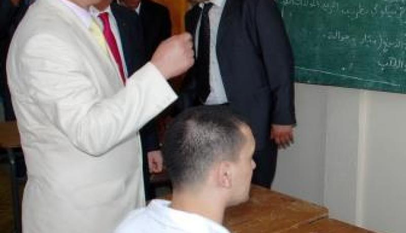 بلعيز جئتكم أيها السجناء لأسمع الحقيقة من أفواهكم