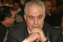 محامٍ يتضامن مع ساوريس!