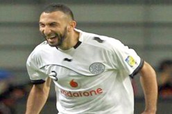 ياباني يفاجىء بلحاج بقميص الخضر